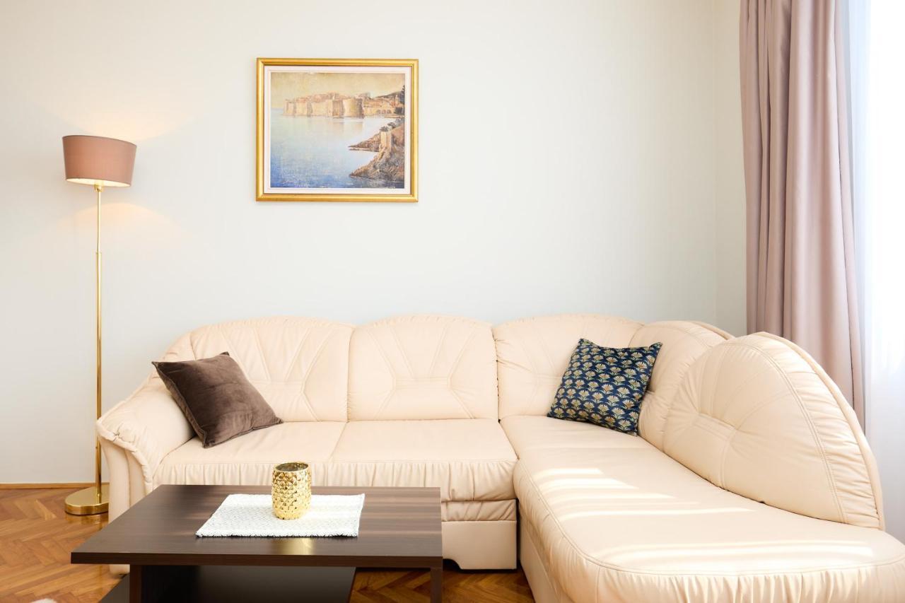 Seaview Apartment Ploce Dubrovnik Buitenkant foto